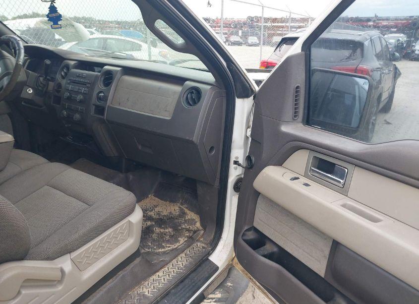 Photo 5 of 2009 Ford F-150 STX/XL (VIN 1FTRX12W49KA73707)