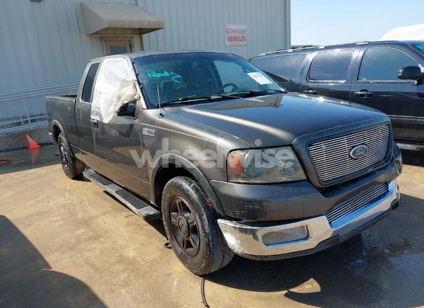 2005 Ford F-150 STX/XL/XLT (VIN 1FTRX12W55FA37334) main photo