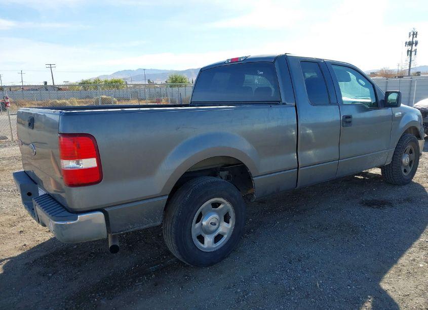 Photo 4 of 2005 Ford F-150 STX/XL/XLT (VIN 1FTRX12W55NA59839)
