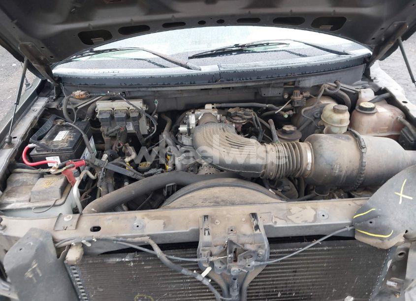 Photo 10 of 2005 Ford F-150 STX/XL/XLT (VIN 1FTRX12W55NA78861)