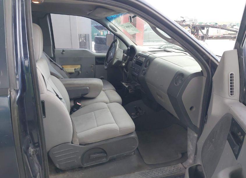 Photo 5 of 2006 Ford F-150 STX/XL/XLT (VIN 1FTRX12W56NA28852)