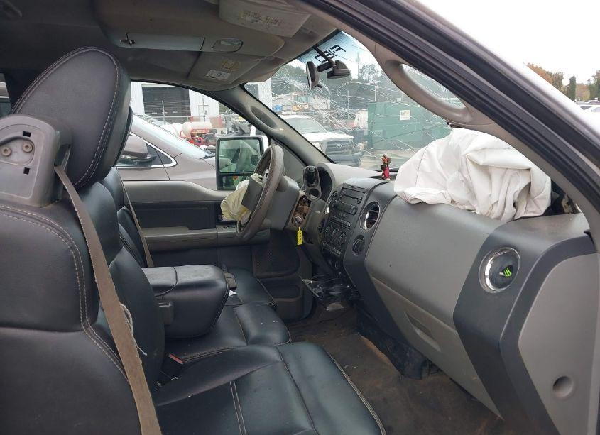 Photo 5 of 2006 Ford F-150 STX/XL/XLT (VIN 1FTRX12W56NB10158)