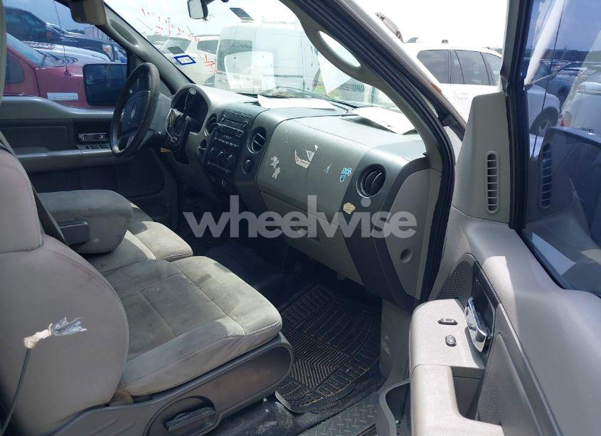 Photo 5 of 2007 Ford F-150 STX/XL/XLT (VIN 1FTRX12W57FB58934)