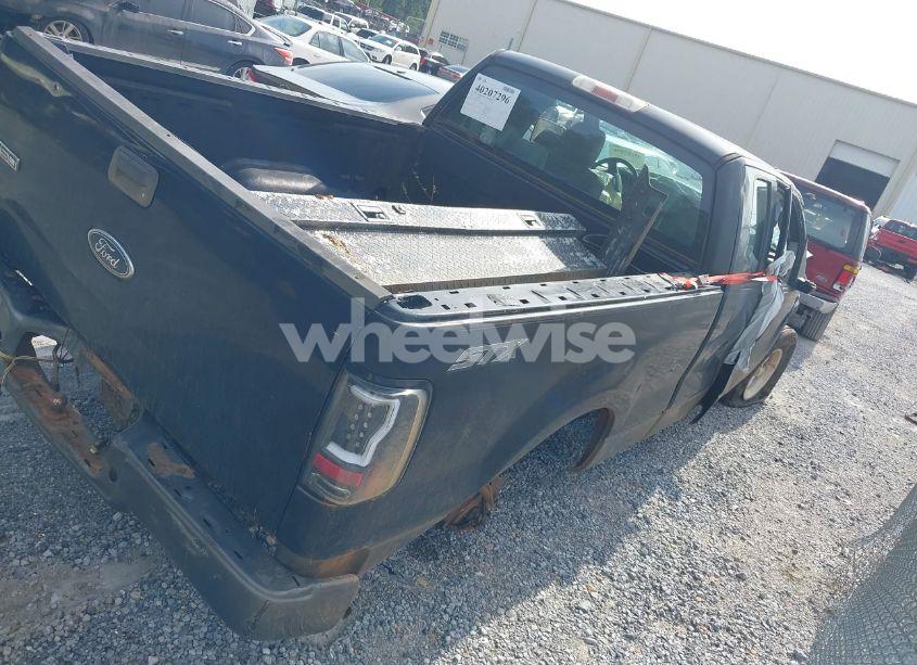 Photo 4 of 2005 Ford F-150 STX/XL/XLT (VIN 1FTRX12W65NA15011)