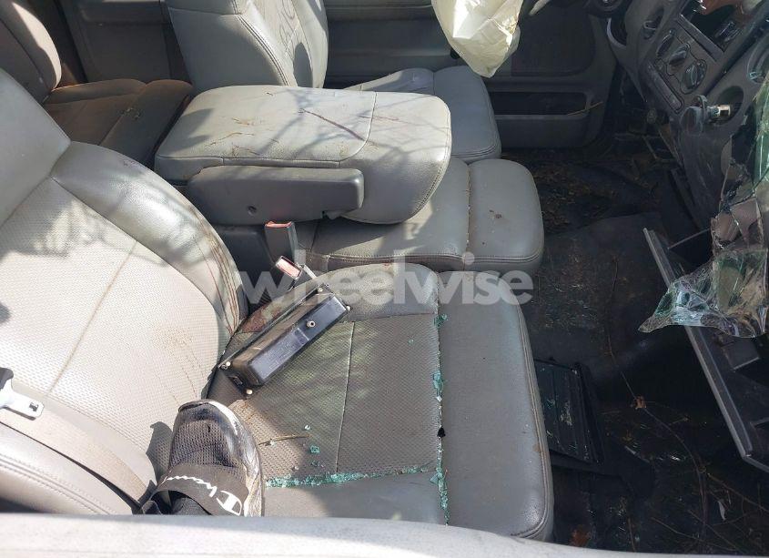 Photo 5 of 2005 Ford F-150 STX/XL/XLT (VIN 1FTRX12W65NA15011)