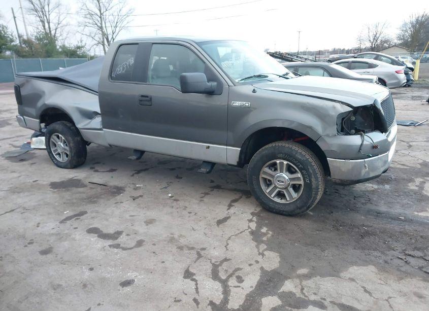 Photo 13 of 2005 Ford F-150 STX/XL/XLT (VIN 1FTRX12W65NB88348)