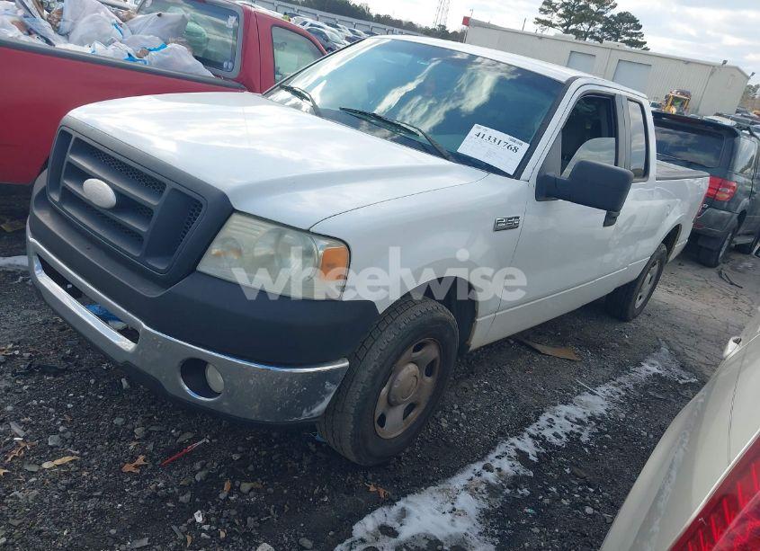 Photo 2 of 2007 Ford F-150 STX/XL/XLT (VIN 1FTRX12W67FA43209)