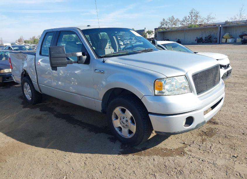 2007 Ford F-150 STX/XL/XLT (VIN 1FTRX12W67KC82282) main photo