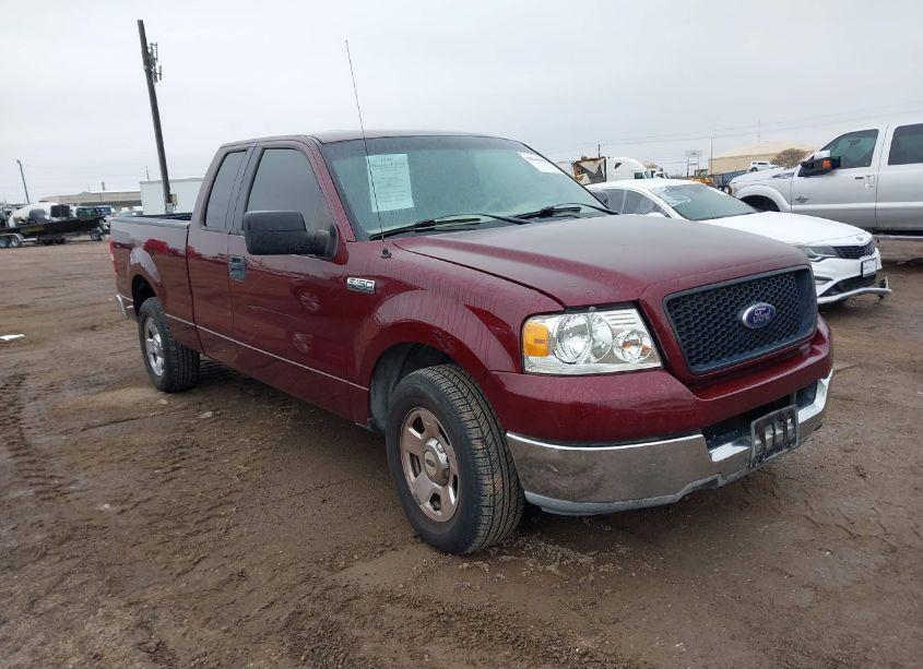 2004 Ford F-150 STX/XL/XLT (VIN 1FTRX12W74NA41826) main photo