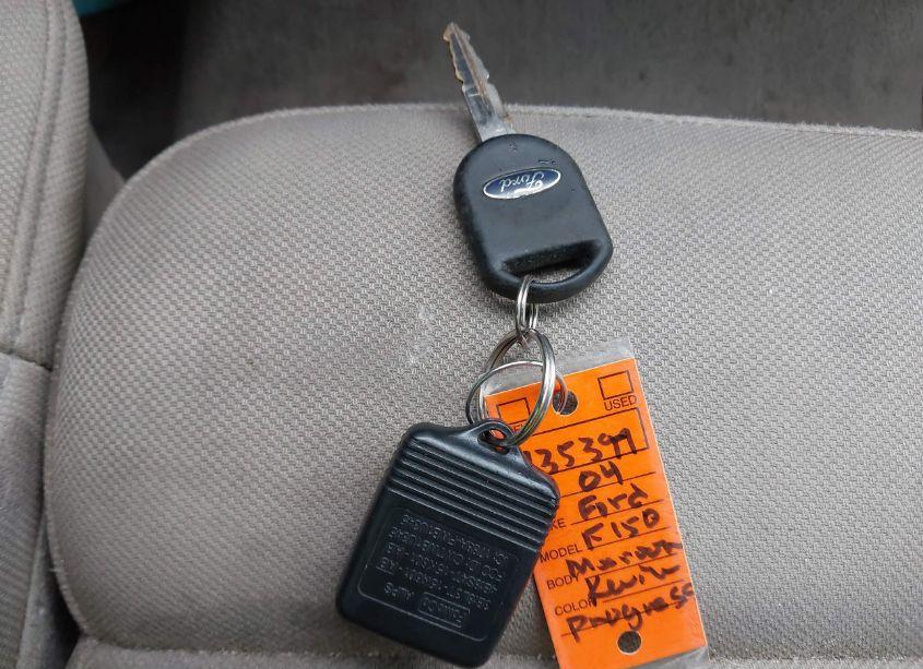 Photo 11 of 2004 Ford F-150 STX/XL/XLT (VIN 1FTRX12W74NA41826)