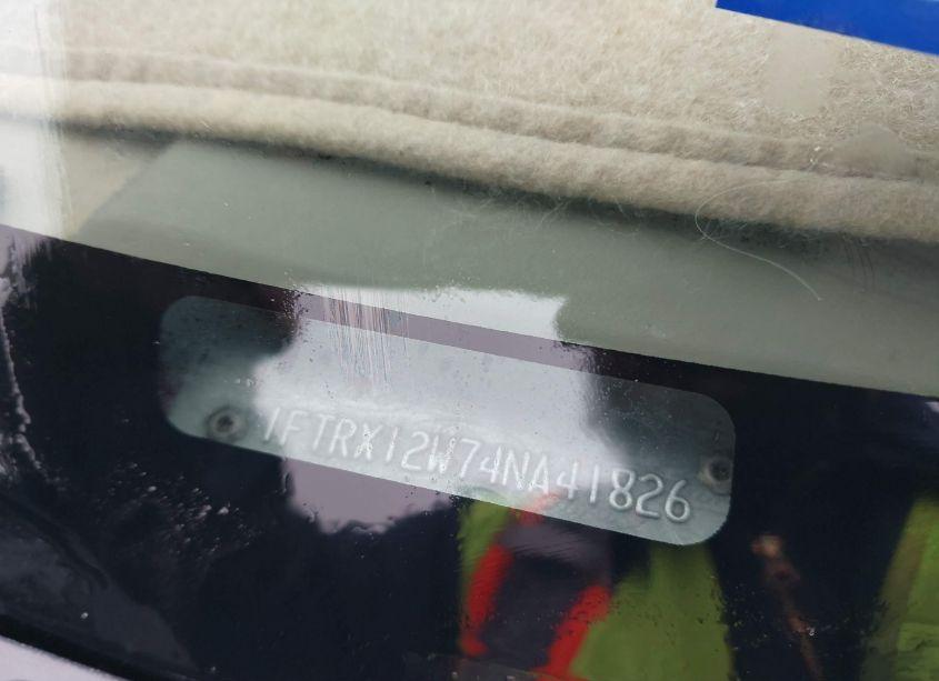 Photo 9 of 2004 Ford F-150 STX/XL/XLT (VIN 1FTRX12W74NA41826)