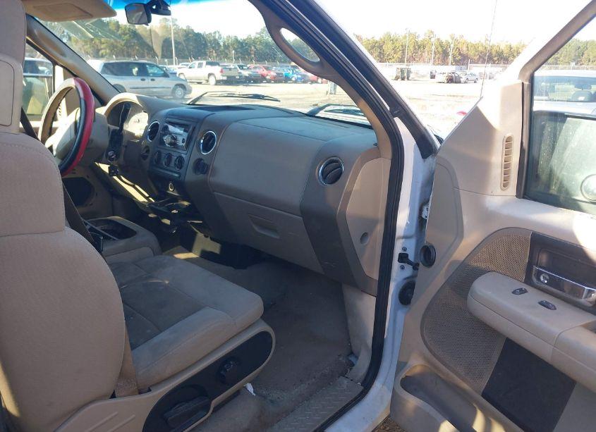 Photo 5 of 2004 Ford F-150 STX/XL/XLT (VIN 1FTRX12W74NB19523)