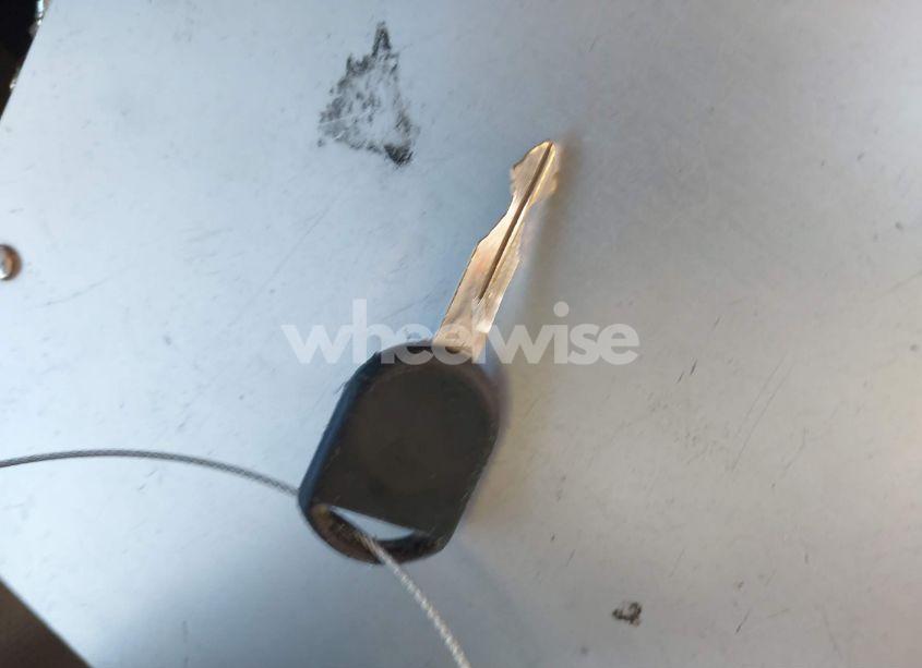 Photo 11 of 2005 Ford F-150 STX/XL/XLT (VIN 1FTRX12W75FA62378)