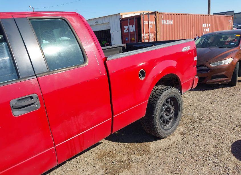 Photo 6 of 2005 Ford F-150 STX/XL/XLT (VIN 1FTRX12W75FA95560)