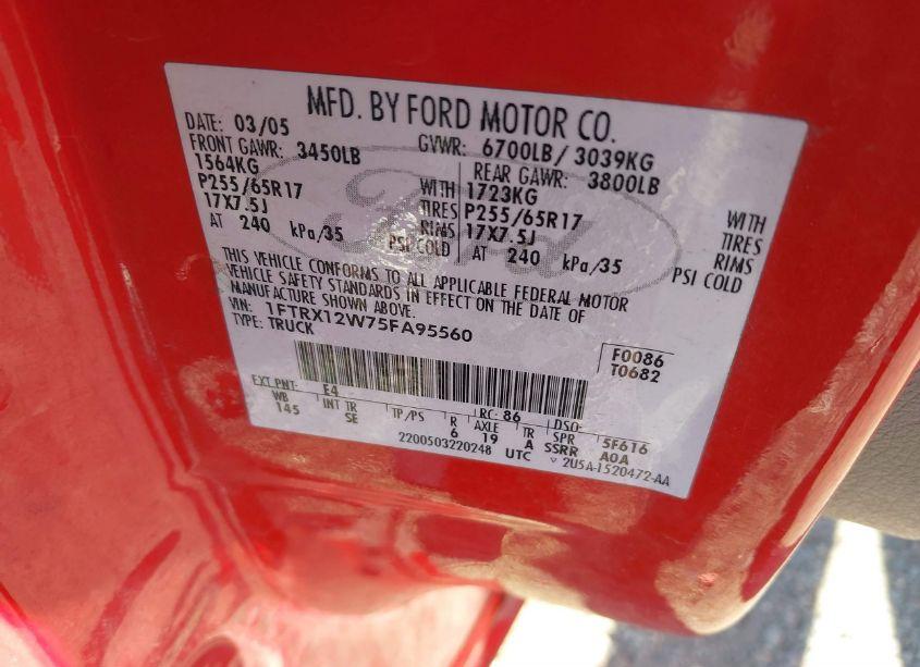 Photo 9 of 2005 Ford F-150 STX/XL/XLT (VIN 1FTRX12W75FA95560)