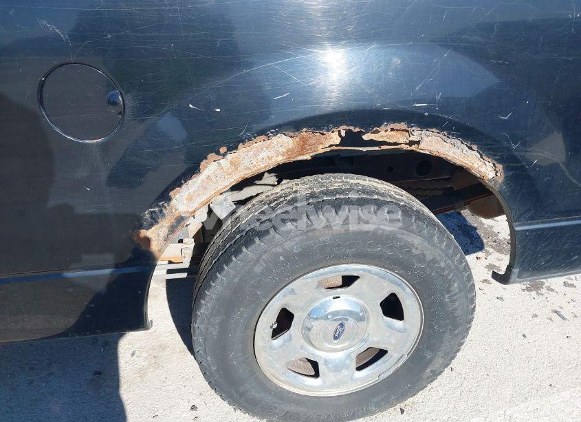 Photo 6 of 2005 Ford F-150 STX/XL/XLT (VIN 1FTRX12W75FB64683)