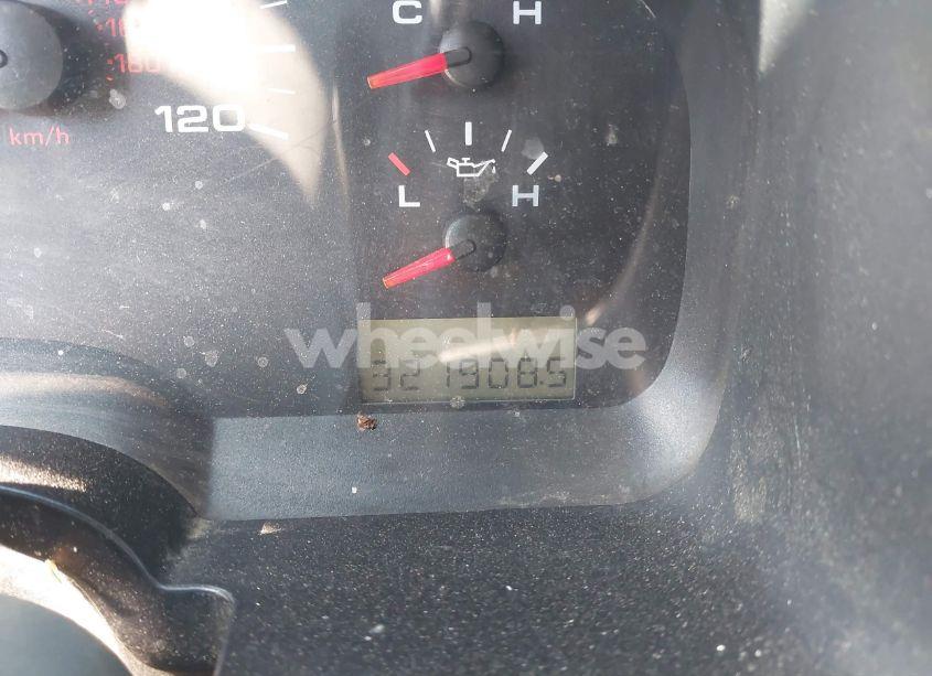 Photo 7 of 2005 Ford F-150 STX/XL/XLT (VIN 1FTRX12W75FB64683)