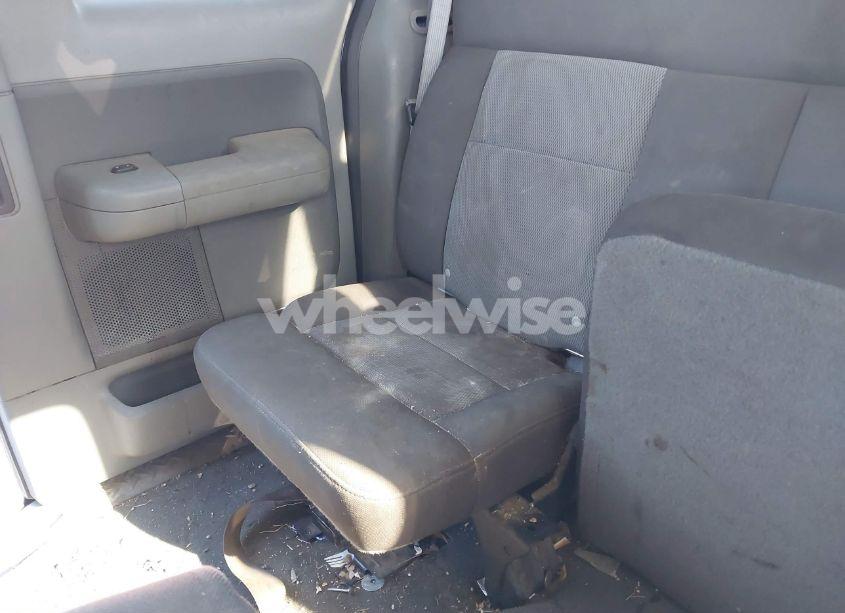 Photo 8 of 2005 Ford F-150 STX/XL/XLT (VIN 1FTRX12W75FB64683)