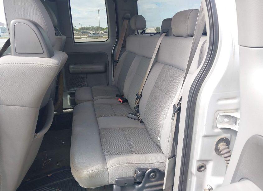 Photo 8 of 2005 Ford F-150 STX/XL/XLT (VIN 1FTRX12W75NA10996)