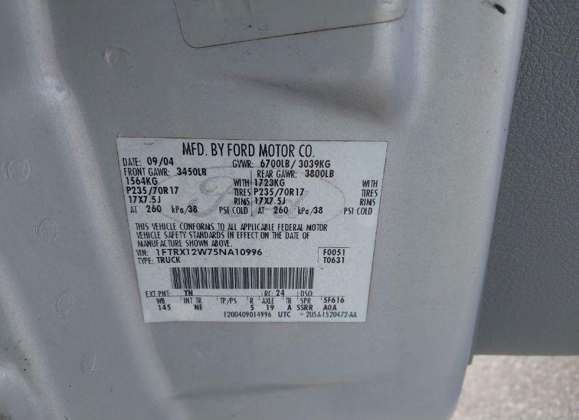 Photo 9 of 2005 Ford F-150 STX/XL/XLT (VIN 1FTRX12W75NA10996)