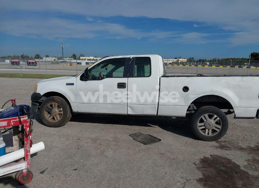 Photo 13 of 2005 Ford F-150 STX/XL/XLT (VIN 1FTRX12W75NA73239)