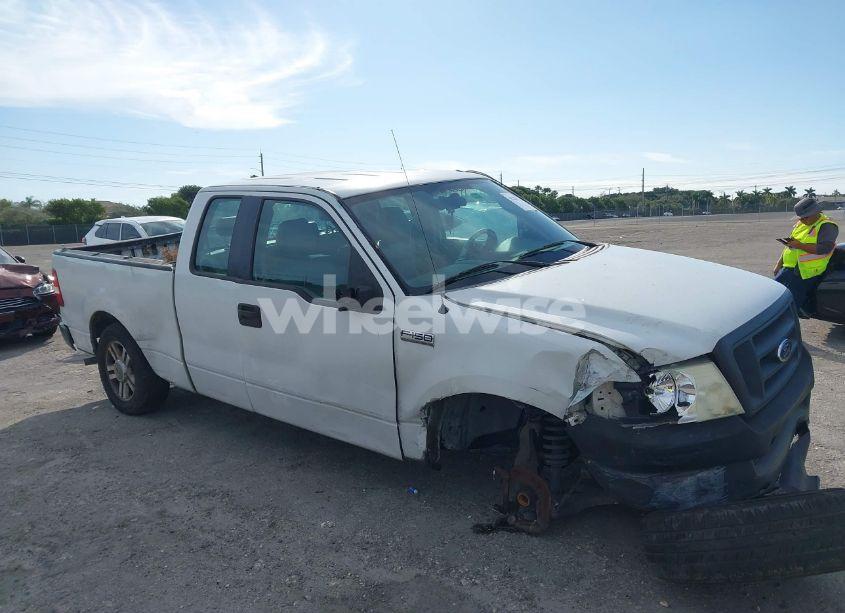 Photo 6 of 2005 Ford F-150 STX/XL/XLT (VIN 1FTRX12W75NA73239)