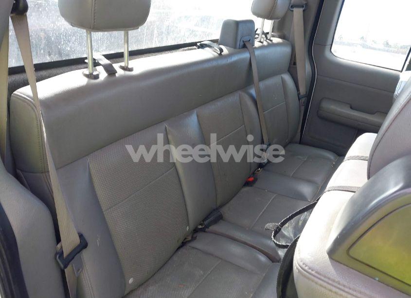 Photo 8 of 2005 Ford F-150 STX/XL/XLT (VIN 1FTRX12W75NA73239)