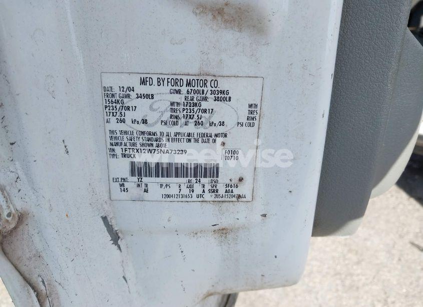 Photo 9 of 2005 Ford F-150 STX/XL/XLT (VIN 1FTRX12W75NA73239)