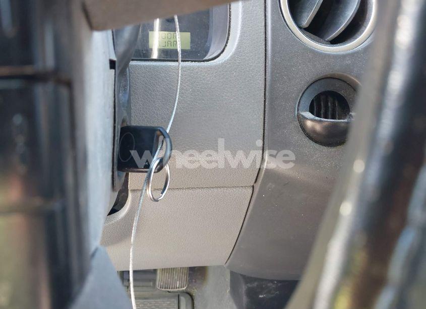 Photo 11 of 2005 Ford F-150 STX/XL/XLT (VIN 1FTRX12W75NB44388)