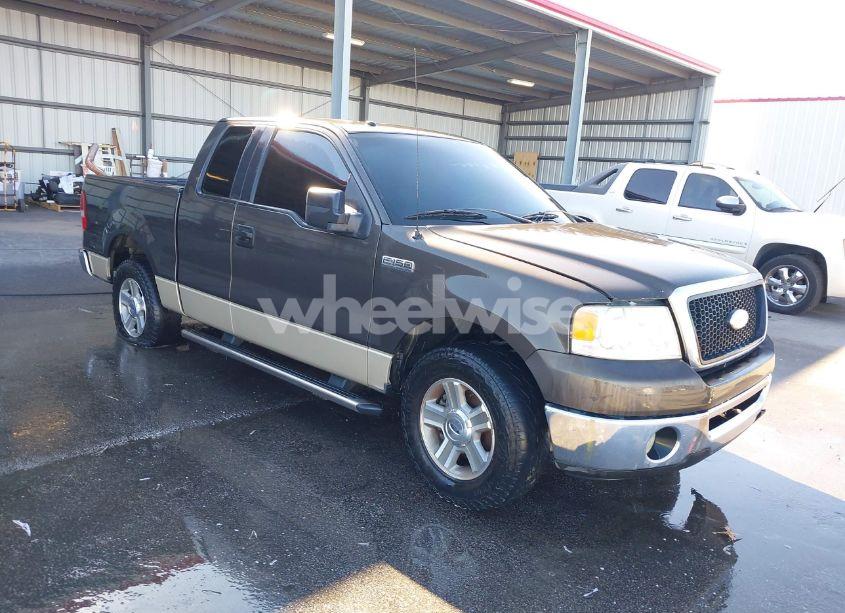 2007 Ford F-150 STX/XL/XLT (VIN 1FTRX12W77FB40788) main photo
