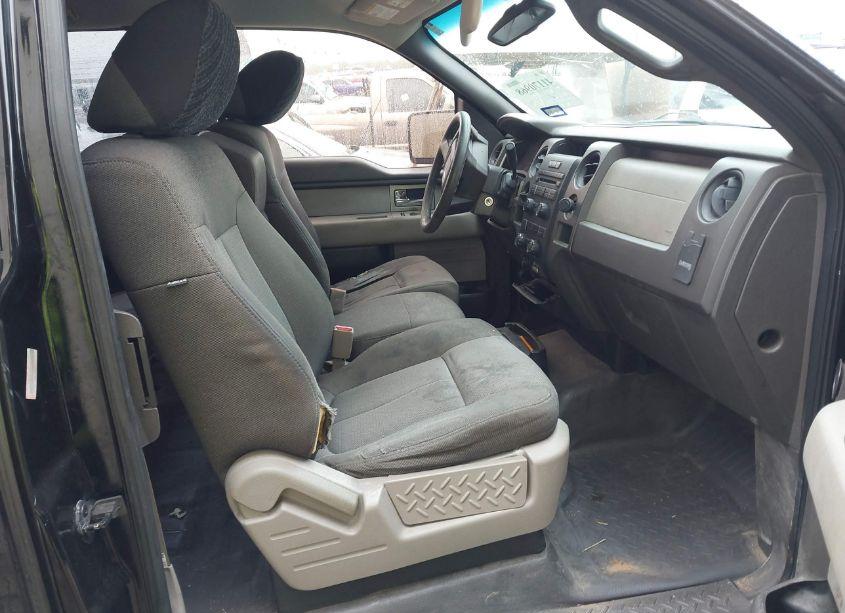 Photo 5 of 2009 Ford F-150 STX (VIN 1FTRX12W79FA13820)