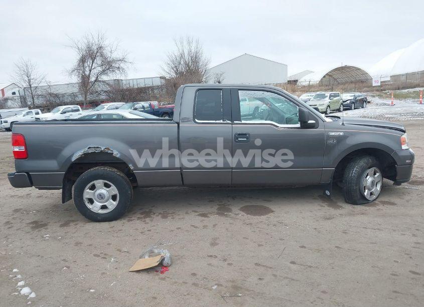 Photo 13 of 2004 Ford F-150 STX/XL/XLT (VIN 1FTRX12W84FA22339)