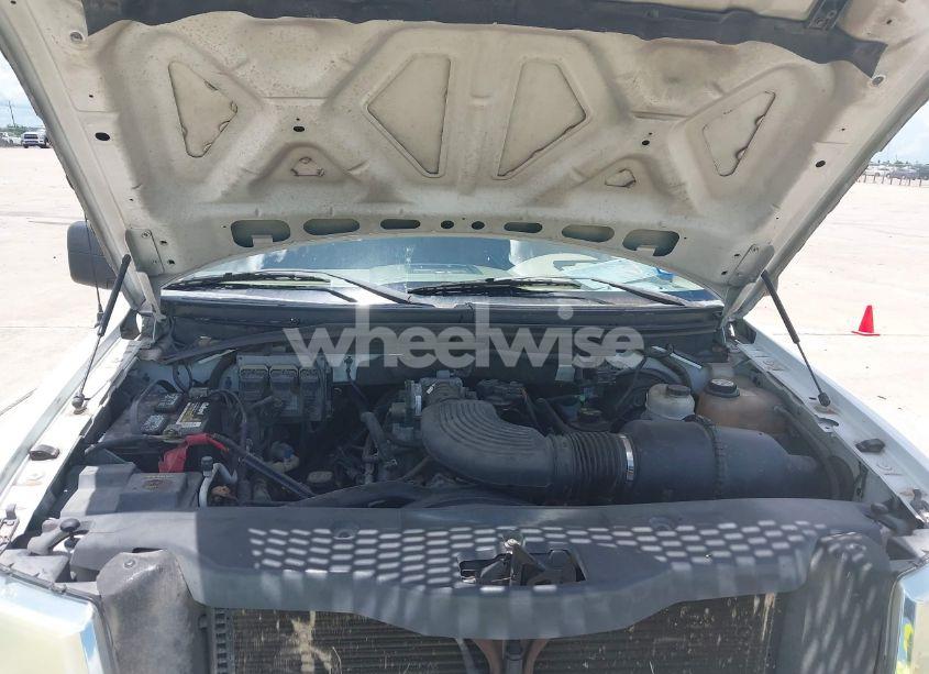 Photo 10 of 2004 Ford F-150 STX/XL/XLT (VIN 1FTRX12W84NB06070)