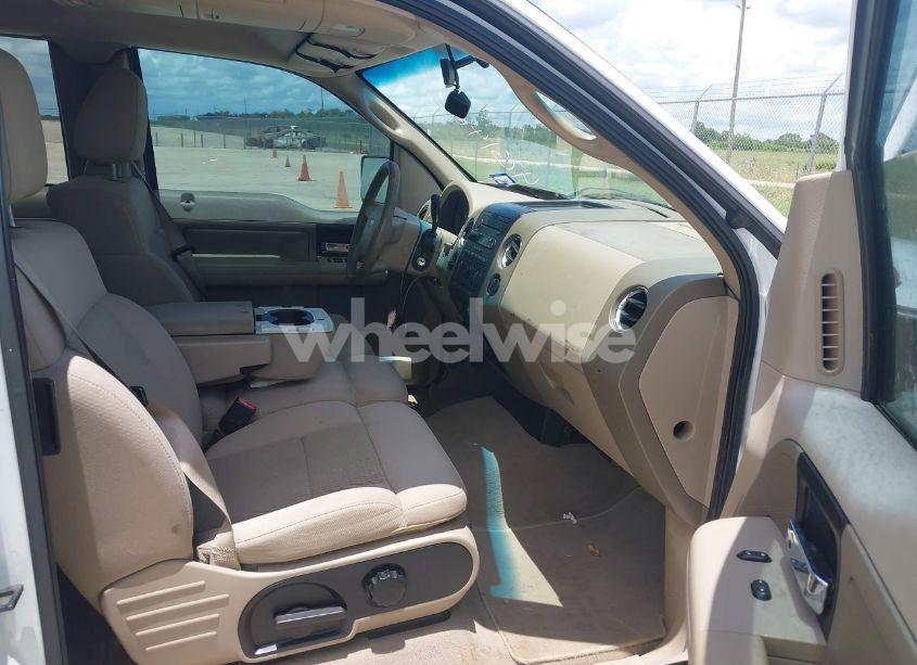 Photo 5 of 2004 Ford F-150 STX/XL/XLT (VIN 1FTRX12W84NB06070)