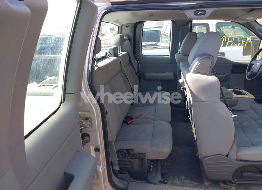 Photo 8 of 2004 Ford F-150 STX/XL/XLT (VIN 1FTRX12W84NC37712)