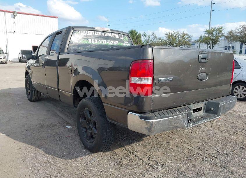 Photo 3 of 2006 Ford F-150 STX/XL/XLT (VIN 1FTRX12W86NA01130)