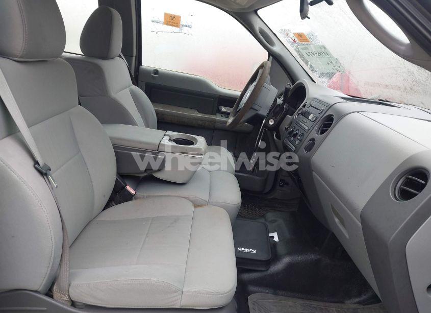 Photo 5 of 2007 Ford F-150 STX/XL/XLT (VIN 1FTRX12W87FA39663)