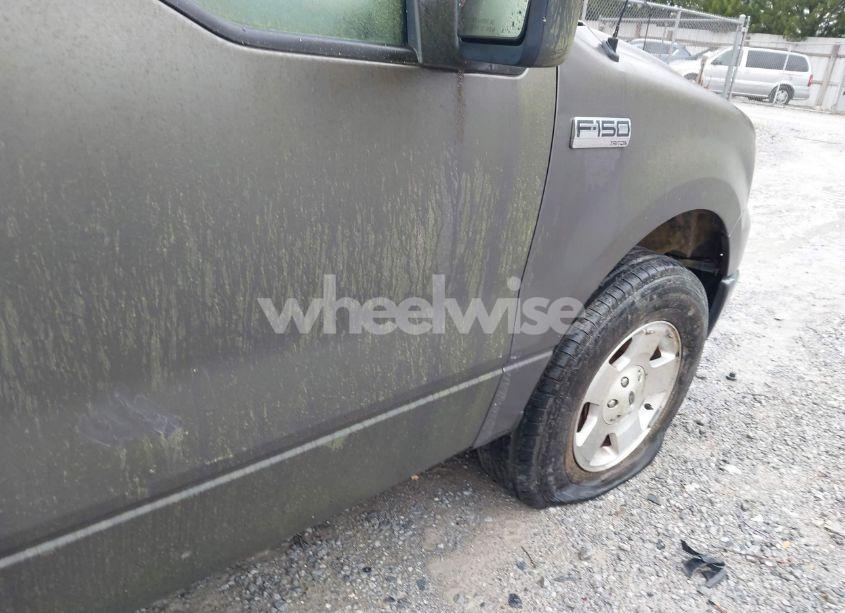 Photo 6 of 2007 Ford F-150 STX/XL/XLT (VIN 1FTRX12W87FA39663)