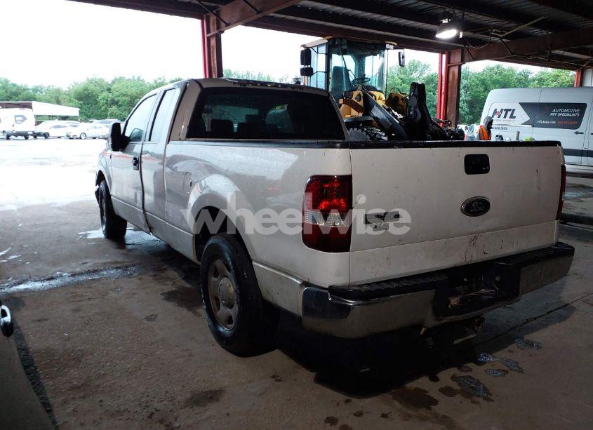 Photo 3 of 2007 Ford F-150 STX/XL/XLT (VIN 1FTRX12W87FB37995)