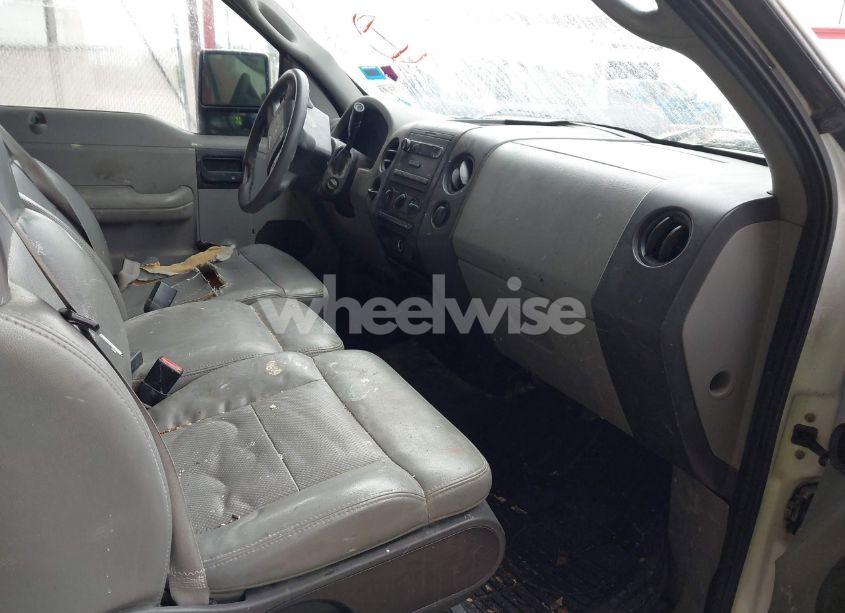 Photo 5 of 2007 Ford F-150 STX/XL/XLT (VIN 1FTRX12W87FB37995)