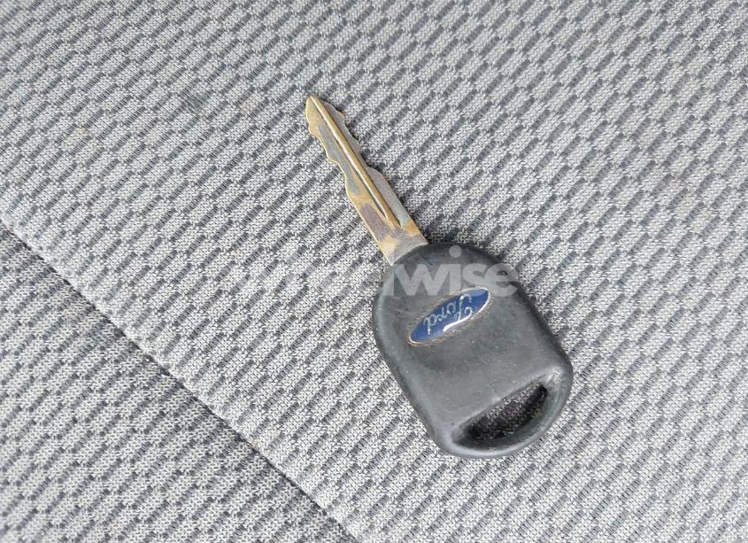 Photo 11 of 2004 Ford F-150 STX/XL/XLT (VIN 1FTRX12W94NA00680)