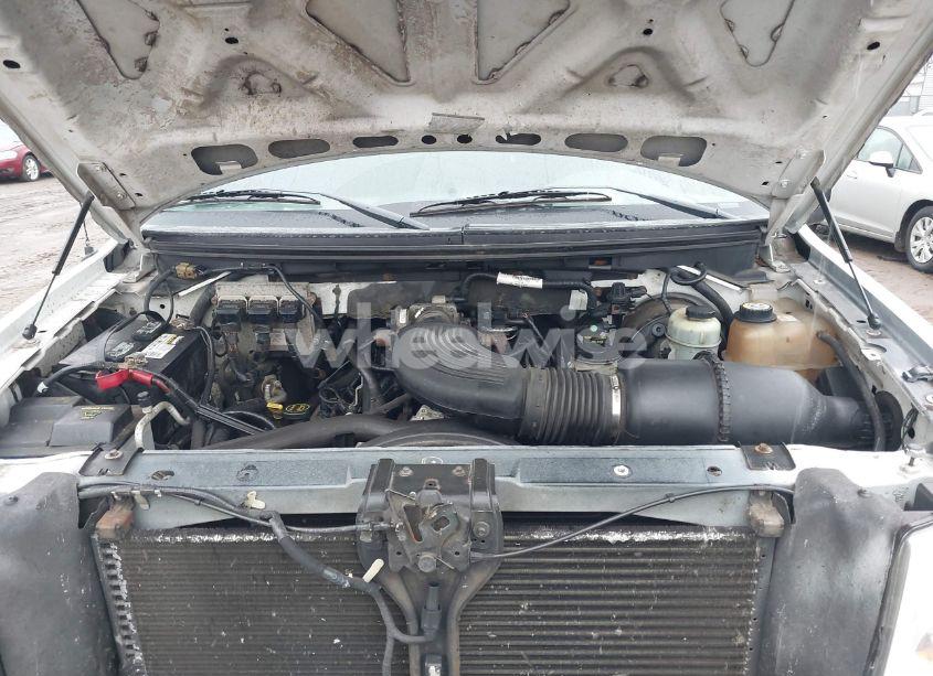 Photo 10 of 2004 Ford F-150 STX/XL/XLT (VIN 1FTRX12W94NC68709)