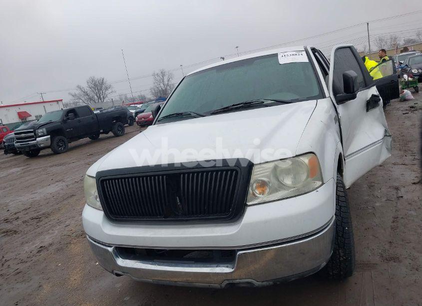 Photo 12 of 2004 Ford F-150 STX/XL/XLT (VIN 1FTRX12W94NC68709)