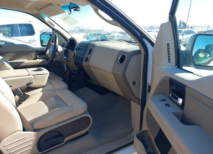 Photo 5 of 2006 Ford F-150 STX/XL/XLT (VIN 1FTRX12W96NA11164)