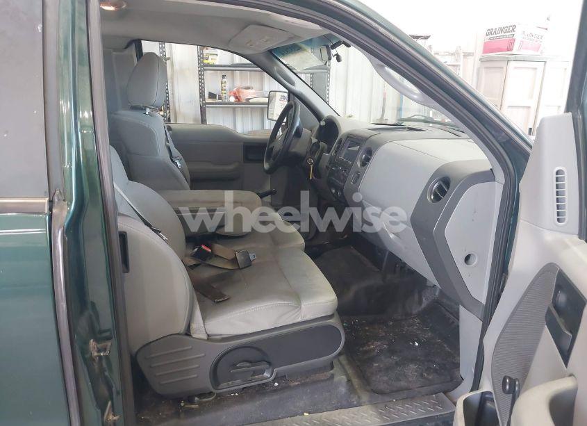 Photo 5 of 2007 Ford F-150 STX/XL/XLT (VIN 1FTRX12W97FB51341)