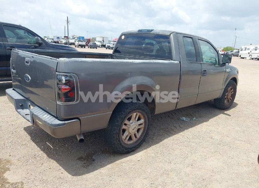 Photo 4 of 2004 Ford F-150 STX/XL/XLT (VIN 1FTRX12WX4FA28000)