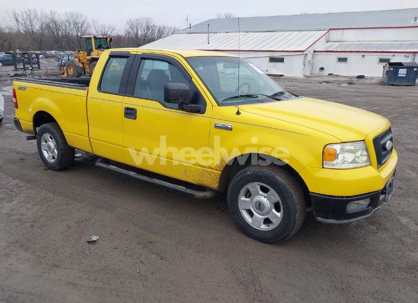 2004 Ford F-150 STX/XL/XLT (VIN 1FTRX12WX4KD56847) main photo