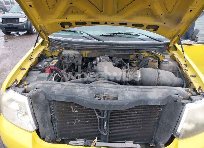 Photo 10 of 2004 Ford F-150 STX/XL/XLT (VIN 1FTRX12WX4KD56847)