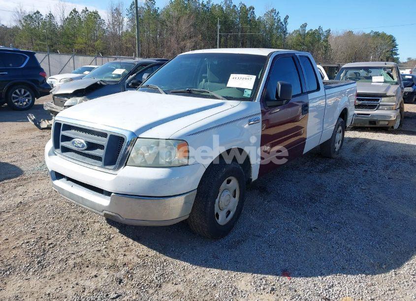 Photo 2 of 2004 Ford F-150 STX/XL/XLT (VIN 1FTRX12WX4KD93820)