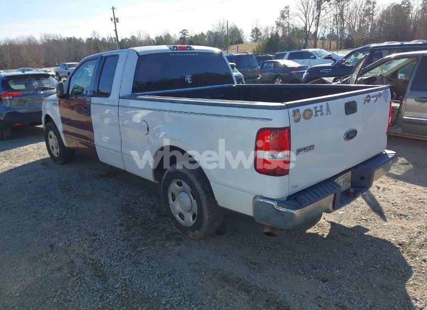 Photo 3 of 2004 Ford F-150 STX/XL/XLT (VIN 1FTRX12WX4KD93820)